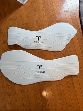 Tesla model 3 front seat side protector cover